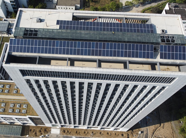 50.49KW مشروع الطاقة الشمسية الموزعة على السطح للمدرسة